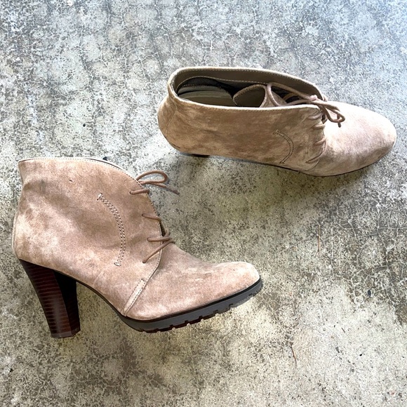 White mountain booties 10 - Picture 1 of 1